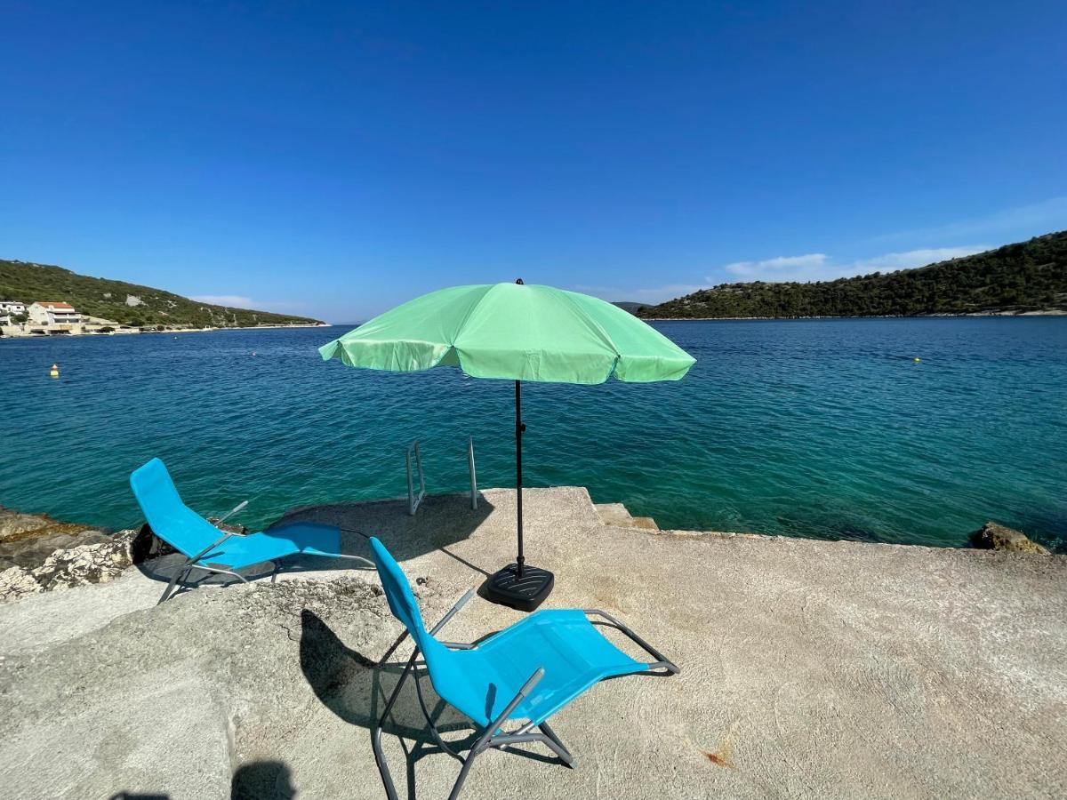 Apartman Emilija Vinisce Luaran gambar