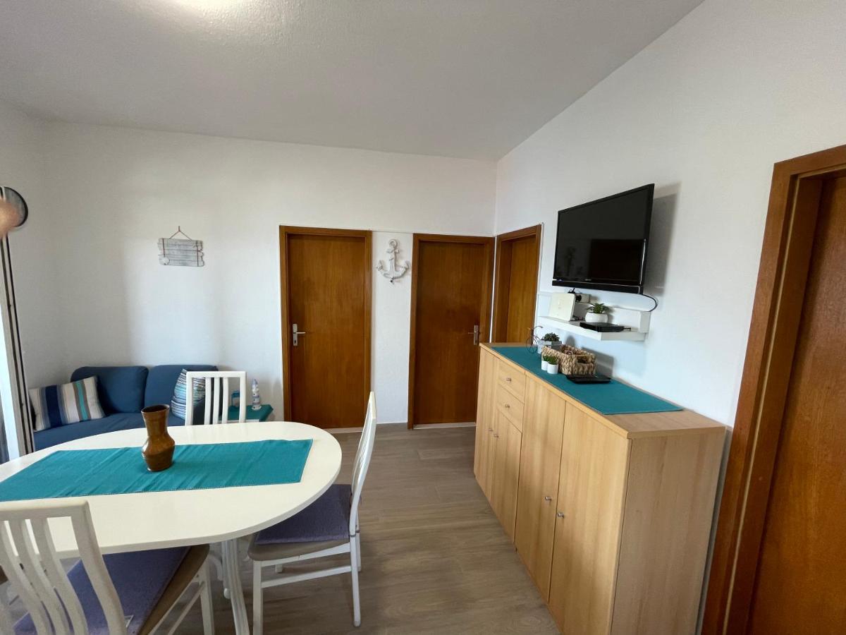 Apartman Emilija Vinisce Luaran gambar